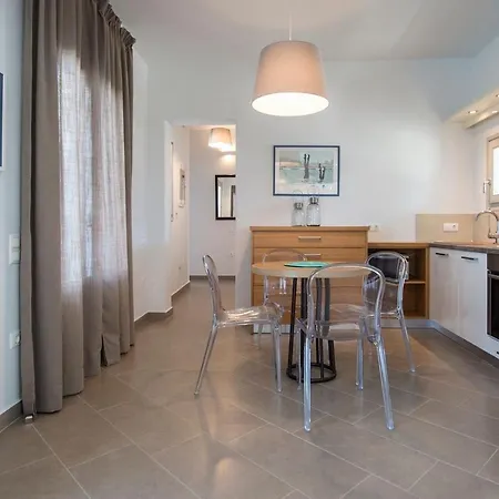 Paros Sleeps 6 Air Con Wifi T478602 Villa Parikia (Paros)