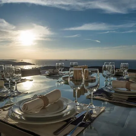 Paros Sleeps 6 Air Con Wifi T478602 Villa